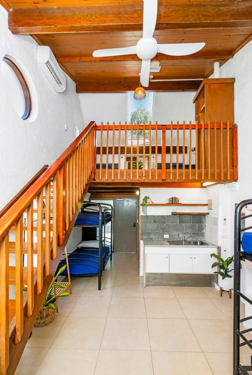 Aquarius Backpackers Resort Байрон-Бей Екстер'єр фото